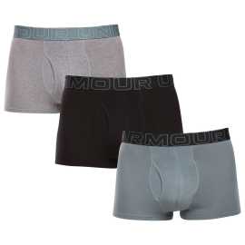 3PACK pánske boxerky Under Armour viacfarebné (1383891 053) 3XL, trenky.
Keď ide o spodnú bielizeň pre aktívny životný štýl, nemal by si robiť kompromisy.
Príjemný materiál pre aktívny životný štýl
Boxerky sú vyrobené z kvalitnej zmesi bavlny, polyesteru a spandexu.
Funkčný dizajn pre štýlových mužov
Jednoduchý, ale výrazný vzhľad s dominantným vytkaným pásom s logom v kontrastnej farbe dodáva boxerkám športový a moderný charakter.
Prečo by si mal vyskúšať boxerky Under Armour

Vyvážená zmes materiálov: Priedušný, rýchloschnúci a elastický materiál s príjemným pocitom na tele.
Dlhšie nohavice a športový strih: Maximálny komfort bez trenia a s plnou voľnosťou pohybu.
Výrazný dizajn s logom Under Armour: Štýl, ktorý vás bude baviť každý deň.

Spodná bielizeň Under Armour vás podporí pri akejkoľvek aktivite
Spodná bielizeň Under Armour je navrhnutá tak, aby ti umožnila podávať životné výkony – a nezáleží na tom, či sa chystáš na horolezeckú výpravu alebo na náročnú pracovnú schôdzku.
Ako sa starať o boxerky Under Armour
Aby ti obľúbené boxerky vydržali dlho v perfektnom stave, odporúčame dodržiavať nasledujúce pokyny.

Pranie: Per boxerky na 30 ° C, ideálne naruby.
Sušenie: Neodporúčame sušiť v sušičke – vysoké teploty by mohli poškodiť elastické vlákna a skrátiť životnosť produktu.
Žehlenie: Nežehli – boxerky to nepotrebujú, a žehlením by si mohol poškodiť štruktúru materiálu.

Tip: Tvoje obľúbené spodné prádlo si zaslúži jemné zaobchádzanie.