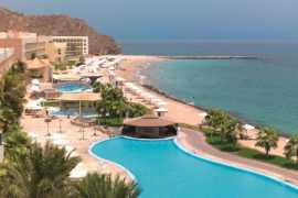 Spojené arabské emiráty Fujairah Radisson Blu Fujairah 6 dňový pobyt Raňajky Letecky Letisko: Praha January 2027 (30/01/27- 4/02/27)