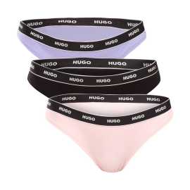 3PACK dámske tangá HUGO viacfarebné (50545680 964) XXL. Dámske tangá HUGO prinášajú štýl a pohodlie na každý deň
Dámske tangá HUGO kombinujú čistý moderný dizajn s dôrazom na pohodlie. Sú navrhnuté pre ženy, ktoré chcú vyzerať štýlovo a zároveň sa cítiť pohodlne počas celého dňa – či už v práci, na cestách alebo doma. Vďaka vytkávanej gume s logom HUGO pôsobia tangá prémiovo a zároveň skvele držia na mieste.
Mäkký materiál pre prirodzený komfort
Tangá HUGO sú vyrobené z mäkké a priedušnej bavlny s prímesou elastanu. Tento materiál spája príjemný dotyk prírodnej látky so schopnosťou prispôsobiť sa tvaru tela bez obmedzenia pohybu. Vďaka tomu tangá výborne sedia, držia tvar a zostávajú pohodlné aj po celý deň nosenia.
Moderný minimalistický štýl ocenia všetky ženy
Elegantný dizajn s čistými líniami dopĺňa výrazný tkaná guma v páse s logom značky, ktorý dodáva tangám moderný športový vzhľad. Strih lichotí postave, pekne zdôrazní váš zadok a zabezpečuje maximálne pohodlie aj pri nosení pod priliehavým oblečením – bez viditeľných okrajov a rušivých švov.
Prečo si vybrať tangá HUGO

Prémiový bavlnený materiál s elastanom: Mäkký, pohodlný a pružný.
Značková tkaná guma: Štýlový detail, ktorý dobre drží.
Čistý a nadčasový dizajn: Ideálny na každý deň aj na výnimočné príležitosti.

Značka HUGO – pre sebavedomý a moderný štýl
HUGO je súčasťou svetoznámej módnej značky zameranej na moderný štýl, kvalitu a originalitu. Spodná bielizeň tejto značky spája funkčnosť s výrazným módnym prekročením – a práve to z nej robí obľúbenú voľbu pre ženy aj mužov, ktorí chcú viac ako len obyčajnú bielizeň.
Ako sa starať o dámske tangá HUGO
Aby si tvoje tangá zachovali svoj vzhľad a kvalitu čo najdlhšie, odporúčame:

Pranie: Per pri 40 ° C, najlepšie naruby, pre dlhšiu životnosť farieb aj gumy.
Sušenie: Nedávaj do sušičky - suš je voľne na vzduchu.
Žehlenie: Možno na nižší stupeň pre bavlnu, ale vyhýbaj sa žehleniu cez gumu.

Tip: Staň sa odborníkom na údržbu spodnej bielizne vďaka radám v našom článku a dopraj svojim obľúbeným kúskom starostlivosť, ktorú si zaslúžia.
