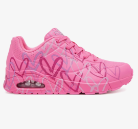 Skechers Uno-Spread The Love 38,5. Skechers x JGoldcrown: umenie, ktoré nosíte na nohách Spojte pohodlie s kreativitou a vydajte sa do sveta s teniskami Skechers Street™ Uno - B Spread the Love , ktoré vznikli v spolupráci s medzinárodne uznávaným umelcom Jamesom Goldcrownom. Jeho ikonické  motívy #Lovewall prinášajú pozitívnu energiu priamo do vašich topánok - vrátane srdiečok nielen na zvršku, ale aj na podrážke. Štýl, ktorý vám nebude chýbať, a pohodlie, ktoré oceníte každý deň. Výhody  Navrhol James Goldcrown - ikonická celoplošná potlač #Lovewall, ktorá vyjadruje lásku a originalitu. Medzipodrážka Skech-Air® - viditeľné vzduchové odpruženie pre mäkký a tlmený krok. Stielka Air-Cooled Memory Foam® - pohodlie, ktoré dýcha a prispôsobí sa vášmu chodidlu. Štýlový zvršok z materiálu durabuck - syntetický materiál s perforáciou pre lepšiu priedušnosť. Klinová platforma - ľahké zvýšenie pre väčší štýl a pohodlie.   Skechers x JGoldcrown - Spread the Love: umenie a pohodlie, ktoré vás sprevádza všade, kam idete.MedzipodrážkaSkech-Air je technológia medzipodrážky, ktorá využíva vzduchové komory na tlmenie nárazov a zabezpečuje mäkký a pružný krok. Vďaka tomu je každý krok ľahší a pohodlnejší, čo zvyšuje komfort pri dlhodobom nosení. Je to ako mať pod nohami malé vzduchové vankúšiky – ideálne pre celodenné pohodlie a štýl!Podrážka - guma  S gumovou podrážkou sa proste nedá nič pokaziť. Dlho vydrží, ľahko sa čistí a má skvelú trakciu.StielkaAir Cooled Memory Foam ti zaručí pocit, akoby si kráčal po obláčiku. Prispôsobí sa tvaru tvojho chodidla, takže pohodlie je na prvom mieste, a vďaka „chladivému“ dizajnu sa ti nohy neprehrejú. Navyše tlmí každý krok, takže ani celodenné nosenie nie je problém – jednoducho komfort na maximum!InformácieNano impregnácia Star Laces. Na trhu je veľa produktov s takzvanou nano technológiou, ale len máloktorý má taký vysoký podiel účinných látok ako nano impregnácia Star Laces. Preukázaná účinnosť tejto nano impregnácie bola testovaná na všetky druhy obuvi, športového a outdo