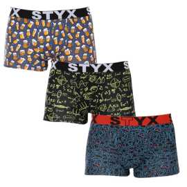 3PACK pánske boxerky Styx art športová guma viacfarebné (3G12672) L, trenky. Pohodlie bez kompromisov v boxerkách od českej značky Styx
Doprajte si pohodlie, ktoré vydrží celý deň, s pánskymi boxerkami Styx v klasických farbách. Tieto pánske boxerky s kratšími nohavičkami a športovou gumou sú ideálnou voľbou na každodenné nosenie a výnimočný športový výkon. Navyše sa môžete spoľahnúť na tradičnú českú kvalitu, ktorá vás nikdy nesklame.
Kvalitný materiál pre maximálne pohodlie
Boxerky sú vyrobené z prvotriednej zmesi bavlny a umelých vlákien. Bavlna je priedušná a jemná k pokožke, zatiaľ čo modal dodáva materiálu hodvábnu jemnosť a odolnosť voči opotrebovaniu. Vďaka elastanu sa boxerky prispôsobia vášmu telu a zabezpečia úplnú voľnosť pohybu bez akýchkoľvek obmedzení. Táto kombinácia materiálov zabezpečuje dokonalú rovnováhu medzi pohodlím, funkčnosťou a odolnosťou.
Praktický dizajn a česká precíznosť
Boxerky Styx majú kratšie nohavice, ktoré sa nikde nezhrňujú a poskytujú maximálnu voľnosť pohybu. Športový elastický pás s logom Styx drží boxerky na mieste, netlačí a dodáva im moderný vzhľad. Klasické farebné prevedenie dodá vášmu šatníku nadčasovú eleganciu a svieži štýl.
Prečo si vybrať boxerky Styx

Česká kvalita: navrhnuté a vyrobené v Českej republike, čo zaručuje najvyššiu kvalitu spracovania.
Prémiové materiály: kombinácia bavlny, modalu a elastanu pre maximálne pohodlie.
Univerzálny dizajn: kratšie nohavičky a štýlová športová guma na každú príležitosť.

Spodná bielizeň Styx je jednou z najobľúbenejších
Česká značka Styx je medzi zákazníkmi známa najmä vďaka svojej spodnej bielizni s neotrelými vzormi vo výrazných farbách. Hlavným dôvodom obľúbenosti značky sú však jej pohodlné materiály a skvelé strihy, ktoré sme vyskúšali na vlastnej koži. Značka Styx patrí medzi naše privátne značky a za kvalitu našich výrobkov dáme ruku do ohňa.
Ako sa mám starať o svoje boxerky Styx?

Perte ich pri teplote 30 °C s jemným pracím prostriedkom, aby bol materiál stále mäkký a príjemný.
Sušenie: Sušička sa neodporúča, boxerky sušte voľne na vzduchu, aby si zachovali svoj tvar.
Žehlenie: V prípade potreby žehlite pri nízkej teplote, aby si materiál zachoval svoju mäkkosť.

Tip: Staňte sa expertom na údržbu spodnej bielizne vďaka tipom v našom článku a doprajte svojim obľúbeným kúskom starostlivosť, ktorú si zaslúžia.