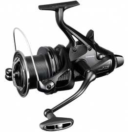 Shimano navijak big baitrunner lc 14000 xtb.
 
 
  
 
 
 Prevodovka bola prepracovaná za účelom zníženia trenia a zvýšenie účinnosti prenosu výkonu z dlhej hliníkovej kľučky na rotor navijaku.