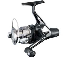 Shimano navijak catana 2500 rc.
 
 
  
 
 
 PARAMETRE
 
 
 hmotnosť navijaka (g) 300 
 guličkové ložiská - typ SSS 
 guličkové ložiská (ks) 2 
 jednocestné ložisko (ks) 1 
 prevodový pomer 5,2: 1 
 návin na 1 otočenie kľučky (cm) 76 
 materiál tela XT-7 
 typ kľučky jednoduchá 
 materiál cievky zastudena kovaný hliník 
 kapacita cievky (mm / m) 0,25 / 160 
 maximálna brzdná sila (kg) 2 
 náhradná cievka áno, plastová 
 kód cievky RD18635