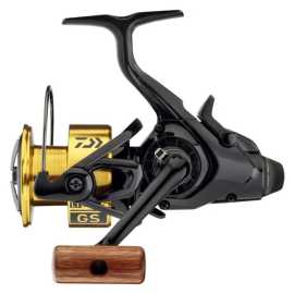 Daiwa navijak gs br lt 3000.
   
 LT (Light & Tough) ► 4 guličkové ložiská ► AIR ROTOR® ► Silné prevody TOUGH DIGIGEAR® ► Brzdný systém ATD ™ ► Jemne nastaviteľná voľnobežka ► Anti-reverzný systém Infinite® ► Krížové navíjanie vlasca Cross Wrap® ► Hliníková cievka pre ďaleké hody ABS ® ► Alumíniová rychlokľučka One-Touch ► Drevená koncovka ► Rolnička Twist Buster