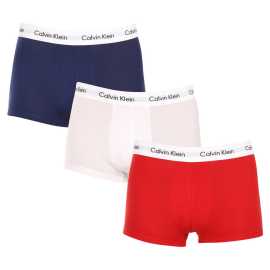 3PACK pánske boxerky Calvin Klein viacfarebné (U2664G-I03) XL, trenky.
Doprajte si luxusné pohodlie každý deň s pánskymi boxerkami Calvin Klein v praktickom viacfarebnom dizajne.
Luxusné materiály pre maximálne pohodlie
Boxerky sú vyrobené zo zmesi bavlny a elastanu, čo zaručuje priedušnosť, mäkkosť a zároveň pružnosť.
Moderný dizajn pre výnimočných mužov
Každé boxerky majú ikonické logo Calvin Klein s tkanou gumou, ktorá je nielen štýlová, ale zároveň udrží boxerky pohodlne na svojom mieste po celý deň.
Prečo by ste mali vyskúšať boxerky Calvin Klein

Luxusný materiál: Bavlna pre maximálne pohodlie, elastan pre pružnosť a prispôsobenie telu.


Štýlová tkaná elastická: S logom Calvin Klein, ktoré udrží boxerky na svojom mieste po celý deň.


Kratší strih: voľnosť pohybu pri každodennom nosení a aktívnom životnom štýle.

Spodnú bielizeň Calvin Klein milujú ľudia na celom svete
Pánska spodná bielizeň Calvin Klein patrí k stáliciam módneho priemyslu.
Ako sa starať o boxerky Calvin Klein

Pranie: Boxerky perte pri teplote 30 °C, aby sa zachovala ich kvalita a pružnosť.


Sušenie: Môžete ich sušiť v sušičke pri nízkej teplote, aby sa zachovala ich pružnosť.


Žehlenie: Boxerky nie je potrebné žehliť, čím ušetríte čas pri ich údržbe.

Tip: Nájsť ten správny kus spodnej bielizne, ktorý vám dokonale padne, môže byť náročné.