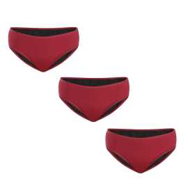 3PACK Menštruačné nohavičky Meracus Timeless Burgundy Plus (MEMS106) L.
Menštruačné nohavičky na silné dni
Nohavičky Meracus Timeless vo variante Plus majú najvyššiu savosť zodpovedajúcu objemu 30 až 40 ml.
Česká značka Meracus
Značka Meracus vznikla v roku 2012 a na začiatku sa pod touto značkou šili iba látkové vložky.
Menštruačné nohavičky sú pre teba novinka?
Ak potrebuješ viac informácií o menštruačných nohavičkách, odporúčame prečítať si náš článok na blogu: Ako si vybrať menštruačné nohavičky?Nájdeš tam informácie:

Z čoho sú menštruačné nohavičky a ako fungujú
Čo je pri výbere menštruačných nohavičiek dôležité
Ako dlho menštruačné nohavičky vydržia
Ako menštruačné nohavičky vyprať
Pre koho sú menštruačné nohavičky vhodné

 
Ako sa správne starať o nové menštruačné nohavičky/plavky

Pred prvým použitím: Pred prvým obliekaním nových menštruačných nohavičiek alebo plaviek by ste ich mali vyprať - buď ručne, alebo v práčke na šetrný program do 40 °C.
Po každom použití: Bielizeň najprv dôkladne vypláchnite v studenej vode.
Pranie: Po opláchnutí môžete nohavičky alebo plavky vyprať v práčke - ideálne v ochrannom vrecku, na šetrný program do 40 °C.
Sušenie: Menštruačná bielizeň nepatrí do sušičky ani na kúrenie.
Žehlenie: Nežehlite nohavičky ani plavky.

Tip: Keď nájdete menštruačnú bielizeň, ktorá vám sedí a je príjemná na dotyk, zaslúži si tú najlepšiu starostlivosť.