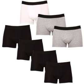 7PACK herenboxershort Nedeto veelkleurig (7NDTB1002) M.
Verwen jezelf met maximaal comfort en stijl met de Nedeto herenboxershorts in klassieke kleuren.
Kwaliteit en duurzaam materiaal voor moderne mannen
De boxershorts zijn gemaakt van een hoogwaardige mix van katoen en elastaan.
Nedeto boxershorts hebben een modern ontwerp en comfortabele pasvorm
De Nedeto boxerslip heeft een minimalistisch ontwerp met een geweven elastische band met een opvallend Nedeto logo dat het ondergoed een moderne uitstraling geeft.
Waarom je van Nedeto boxers zult houden

Katoen Materiaal: Fijn, zacht en ademend materiaal dat de hele dag comfort en gemak garandeert.


Klassieke snit en stijlvolle details: Eenvoudig en modern ontwerp in veelzijdig zwart voor alledaagse stijl en comfort.


Waar voor je geld: Voor een lage prijs krijg je zeven stuks kwaliteitsondergoed.

Het Tsjechische merk Nedeto biedt kwaliteitsondergoed voor een geweldige prijs
We verkopen niet alleen Nedeto ondergoed, maar staan ook achter de productie ervan.
Hoe verzorg ik mijn nieuwe Nedeto boxers?
Om ervoor te zorgen dat je favoriete ondergoed lang in perfecte staat blijft, moet je het goed onderhouden.

Wasgoed: We raden aan de boxers te wassen op een maximale temperatuur van 30°C.


Drogen: Boxers kunnen in de droger op een lage temperatuur.


Strijken: Boxershorts kunnen gestreken worden, zet het strijkijzer op een lagere temperatuur die geschikt is voor katoen.

Tip: Word een expert in lingerieonderhoud met het advies in ons artikel en geef je favoriete lingerie de zorg die ze verdient.