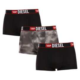 3PACK pánske boxerky Diesel viacfarebné (00ST3V-0TJAH-E7061) L, trenky.
Boxerky Diesel s vytkávanou gumou sú dobrou voľbou, ak chcete pohodlné pánske spodné prádlo, ktoré vyzerá jedinečne.
 
Boxerky Diesel sú ušité z bavlny s prímesou elastanu, vďaka tomu skvele sedí a nikde sa nezarezávajú.
Proste a jednoducho, ak chcete kvalitu, voľte spodná bielizeň Diesel, budete spokojní.
Viac sa dozviete nižšie v klasických informáciách o produkte.