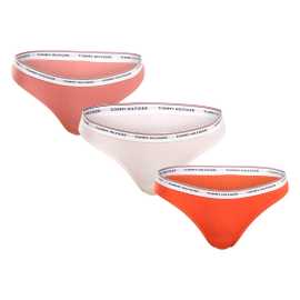 3PACK dámske tangá Tommy Hilfiger viacfarebná (UW0UW04894 0VG) XS.
Hľadáte tangá, ktoré dokonale padnú väčším veľkostiam a ponúkajú štýl aj pohodlie?
Mäkká bavlna, ktorá sa prispôsobí vašim potrebám
Tanga sú vyrobené z kvalitnej bavlny s prímesou elastanu.
Nadčasový štýl, ktorý si zamilujete
Klasické farby v kombinácii s jemnou tkanou gumou, na ktorej je logo Tommy Hilfiger, dodávajú tangám športový nádych a zároveň pôsobia elegantne a žensky.
Prečo si zamilujete tangá Tommy Hilfiger

Pohodlný strih, ktorý sa prispôsobí väčším veľkostiam.
Kvalitný a priedušný bavlnený materiál.
Štýlový a zároveň praktický dizajn s elastickou gumou s ikonickým logom.

Tommy Hilfiger je značka pre všetky moderné ženy
Spodná bielizeň Tommy Hilfiger predstavuje dokonalú harmóniu medzi klasickým a moderným vzhľadom.
Ako sa starať o tangá Tommy Hilfiger
Aby vaše obľúbené tangá vydržali ako nové, odporúčame dodržiavať tieto pokyny.

Pranie: Per na 30 °C.


Sušenie: Môžeš sušiť v sušičke – zvoľ program s nízkou teplotou, ktorý chráni vlákna a elasticitu.
Žehlenie: Nežehliť – materiál je hladký a ľahko sa udržuje bez potreby žehlenia.

Tip: Staňte sa expertom na údržbu spodnej bielizne vďaka radám v našom článku a doprajte svojim obľúbeným kúskom starostlivosť, ktorú si zaslúžia.