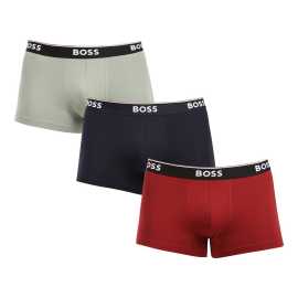 3PACK Herren Klassische Boxershorts BOSS mehrfarbig (50517827 967) L.
Gönnen Sie sich ultimativen Komfort und zeitlosen Stil mit den BOSS Boxershorts für Männer.
Hochwertiges Material für maximalen Komfort
Die Boxershorts sind aus einem hochwertigen Baumwoll-Elastan-Gemisch gefertigt, das die perfekte Kombination aus Weichheit, Atmungsaktivität und Elastizität bietet.
Stilvolles Design und elegantes Aussehen
Das klassische Design mit dezentem BOSS Logo auf dem gewebten Gummi verleiht den Boxershorts einen modernen und anspruchsvollen Look.
Warum Sie die BOSS Boxershorts lieben werden

Hochwertige Baumwolle: Weich, atmungsaktiv und angenehm am Körper.
Elastischer Bund mit BOSS Logo: Elegant und bequem.
Längere Höschen: Ideal unter einem Anzug und beim Sport.
Flexibles Material: Es passt sich perfekt an Ihren Körper an.

Alle stilvollen Männer werden BOSS Unterwäsche lieben
Die Marke BOSS wurde aus dem bekannten Bekleidungshersteller Hugo Boss ausgegliedert und bietet eine Produktlinie für Männer, die hochwertige Stücke und zeitlose Looks lieben.
Wie pflegt man seine BOSS Boxershorts?
Damit Ihre neuen Boxershorts so lange wie möglich ihre Form und Qualität behalten, empfehlen wir Ihnen, die folgenden Hinweise zu beachten:

Waschen: Bei 40°C mit ähnlichen Farben und Feinwaschmittel waschen.
Trocknen: Sie können sie auf niedriger Stufe im Wäschetrockner trocknen, aber wir empfehlen, sie an der Luft zu trocknen, damit sie länger halten.
Bügeln: Falls erforderlich, bei niedriger Hitze bügeln.

Tip: Es kann schwierig sein, die richtige Unterwäsche zu finden, die perfekt sitzt.