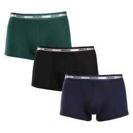 3PACK pánske boxerky HUGO viacfarebné (50517883 961) L, trenky.
Stavte na nadčasovú eleganciu a špičkový komfort s pánskymi boxerkami HUGO.
Materiál, ktorý vám dokonale padne
Kombinácia vysokokvalitnej bavlny s prímesou elastanu zaručuje optimálnu kombináciu pohodlia a pružnosti.
Štýl, ktorý hovorí sám za seba
Striedma farebnosť je vhodná pre všetkých mužov, ktorí nemajú radi módne výstrelky.
Prečo si zamilujete boxerky HUGO

Prvotriedny materiál v kombinácii bavlny a elastanu.
Elegantný dizajn v klasických farbách.
Dlhšie nohavičky pre väčšie pohodlie.

Spodná bielizeň Hugo pre milovníkov pohodlia a luxusu
Značka spodnej bielizne Hugo patrí do rodiny odevov Hugo Boss a vyniká kvalitnými materiálmi a precíznym spracovaním.
Ako sa starať o boxerky HUGO
Aby vaše obľúbené boxerky dlho vydržali, odporúčame dodržiavať tieto tipy.

Pranie: Per je pri teplote 40 °C.
Sušenie: Boxerky môžeš sušiť v sušičke na šetrný program.
Žehlenie: Pokiaľ je potrebné, žehli ich naruby pri nižšej teplote.

Tip: Staňte sa expertom na údržbu spodnej bielizne vďaka radám v našom článku a doprajte svojim obľúbeným kúskom starostlivosť, ktorú si zaslúžia.