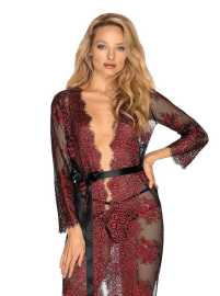 Ženski kućni ogrtač Obsessive višebojan (Redessia peignoir) L.
Ženski ogrtač Obsessive idealan je izbor za žene koje žele naglasiti svoju senzualnost, a istovremeno se osjećati iznimno.
Lagani materijal koji se prilagođava vama
Ogrtač je izrađen od finog materijala koji je lagan i ugodan na dodir, ali i blago elastičan te se dobro prilagođava figuri.
Luksuzni detalji za nezaboravan dojam
Prozirni dizajn sa šarenim čipkastim elementima i elegantnim satenskim pojasom daje ogrtaču dašak glamura i privlači pažnju.
Zašto ćete voljeti Obsessive ogrtač

Elegantan i zavodljiv dizajn: Prozirna čipka, cvjetni motivi i suptilna vrpca.
Lagan i udoban materijal: Fleksibilno i prilagodljivo zahvaljujući kombinaciji poliamida i elastana.
Savršeno pristajajući kroj: Naglasit će ženstvene obline i osigurati udobno nošenje.

Brend Obsessive – ljepota koja inspirira
Obsessive je brend seksi donjeg rublja poznat po svojoj pažnji prema detaljima, ženstvenosti i zavodljivoj estetici.
Kako se brinuti za ženski ogrtač marke Obsessive
Da bi čipka vašeg ogrtača ostala lijepa i mekana, slijedite ove upute:

Pranje: Samo ručno pranje na 30°C, preporučujemo blagi deterdžent.
Sušenje: Ostavite da se osuši na zraku, ne sušite u sušilici.
Peglanje: Ogrtač nije potrebno peglati.

Savjet: Vaše omiljeno donje rublje zaslužuje nježan tretman.