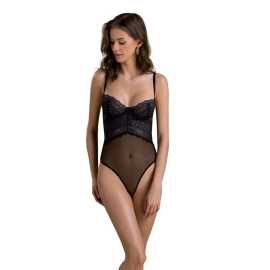Frauenkörper Passion schwarz (Kerria body) XXL/XXXL.
Verführerische Bodysuits stärken das Selbstwertgefühl
Der Passion-Body ist aus einem luxuriösen Material gefertigt, das die Haut umschmeichelt und für ein angenehmes Gefühl während der gesamten Tragezeit sorgt.
Sexy Dessous Passion für raffinierte Frauen
Die Dessous-Marke Passion hat sich auf verführerische Stücke für Frauen spezialisiert, die nicht nur ihnen selbst, sondern auch ihrem Gegenüber gefallen werden.