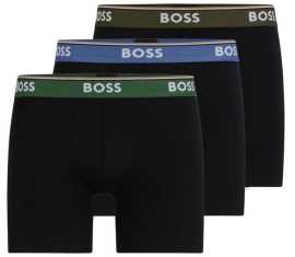 3PACK Moške boksarice BOSS črne (50508950 971) XL.
Privoščite si popolno udobje in brezčasen slog z moškimi boksericami BOSS.
Vrhunski material za maksimalno udobje
Bokserice so izdelane iz visokokakovostne mešanice bombaža in elastana, ki zagotavlja popolno kombinacijo mehkobe, zračnosti in elastičnosti.
Elegantna zasnova in eleganten videz
Klasična zasnova s subtilnim logotipom BOSS na tkani gumi daje bokserkam sodoben in prefinjen videz.
Zakaj vam bodo bokserice BOSS všeč

Premium bombaž: Mehka, zračna in udobna za telo.
Elastičen pas z logotipom BOSS: Elegantno in udobno.
Daljše hlačke: Idealen je pod obleko in za šport.
Prilagodljiv material: Popolnoma se prilagodi vašemu telesu.

Spodnje perilo BOSS bo všeč vsem elegantnim moškim
Blagovna znamka BOSS je nastala iz znanega proizvajalca oblačil Hugo Boss kot linija izdelkov za moške, ki imajo radi kakovostne kose in brezčasen videz.
Kako skrbeti za bokserje BOSS?
Če želite zagotoviti, da bodo vaše nove boksarice čim dlje ohranile svojo obliko in kakovost, priporočamo, da upoštevate naslednje smernice:

Pralnica: Perite pri 40 °C s podobnimi barvami in blagim pralnim sredstvom.
Sušenje: Lahko jih sušite v sušilnem stroju na nizki stopnji, vendar priporočamo sušenje na zraku za daljšo življenjsko dobo.
Likanje: Po potrebi likanje izvajajte na nizki temperaturi.

Nasvet: Iskanje pravega spodnjega perila, ki se vam popolnoma prilega, je lahko izziv.