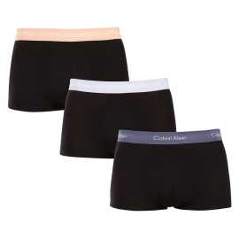3PACK pánske boxerky Calvin Klein čierné (U2664G-VXQ) L, trenky.
Táto sada pánskych boxeriek Calvin Klein prináša nielen dokonalé pohodlie, ale aj nadčasový a moderný štýl.
Kvalitný materiál na každodenné nosenie
Boxerky Calvin Klein sú vyrobené z prvotriednej bavlny s prímesou elastanu pre mäkkosť, priedušnosť a pružnosť.
Kratšie nohavice pre maximálnu voľnosť pohybu
Boxerky Calvin Klein majú kratšie nohavičky, takže sú ideálnou voľbou pre tých, ktorí uprednostňujú voľnejší pohyb a minimálne obmedzenia.
Výhody, ktoré oceníte každý deň

Priedušná bavlna: Udrží vás svieže po celý deň.


Pružnosť vďaka elastanu: Boxerky sa dokonale prispôsobia vášmu telu a neobmedzujú v pohybe.


Štýlový elastický pás: Logo Calvin Klein dodáva boxerkám nadčasový vzhľad.

Spodná bielizeň Calvin Klein vám dodá jedinečný štýl
Pánska spodná bielizeň Calvin Klein patrí k stáliciam módneho priemyslu.
Ako sa starať o boxerky Calvin Klein
Aby si vaše boxerky zachovali svoju kvalitu a pohodlie po dlhú dobu, odporúčame dodržiavať tieto pokyny:

Pranie: Boxerky perte pri teplote 30 °C, aby ste zachovali mäkkosť materiálu.


Sušenie: Možno bezpečne sušiť v sušičke na nízkom stupni.


Žehlenie: Boxerky nie je potrebné žehliť.

Tip: Nájsť ten správny kus spodnej bielizne, ktorý vám dokonale padne, je niekedy náročné.