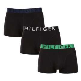 3PACK pánske boxerky Tommy Hilfiger čierné (UM0UM03465 0SP) XXL, trenky.
Doprajte si nadčasový štýl a špičkový komfort s pánskymi boxerkami od značky Tommy Hilfiger.
Prémiový materiál pre maximálne pohodlie
Boxerky Tommy Hilfiger sú vyrobené z jemnej, na dotyk veľmi príjemnej bavlny s prímesou elastanu, ktorý im dodáva pružnosť a dlhú životnosť.
Ikonyický štýl a precízny strih
Boxerky majú dlhšie nohavičky, ktoré sa nevyhrávajú a poskytujú dostatočné zakrytie a komfort.
Prečo by vám boxerky Tommy Hilfiger nemali chýbať

Prémiová bavlna s elastanom: Mäkká, priedušná a pohodlná na celodenné nosenie.
Dlhšie nohavičky a vyšívaný guma: Stabilita, štýl a žiadne rolovanie.
Elegantný a nadčasový dizajn: Skvelé na každodenné aj špeciálne príležitosti.

Spodná bielizeň Tommy Hilfiger je zárukou najvyššej kvality
Značka Tommy Hilfiger sa stala ikonou amerického obliekania pred takmer 40 rokmi a jej farebnosť v odtieňoch modrej, červenej a bielej je rozpoznateľná na prvý pohľad.
Ako sa starať o boxerky Tommy Hilfiger

Pranie: Per na 30 °C.
Sušenie: Boxerky možno sušiť v sušičke pri nízkej teplote.
Žehlenie: V prípade potreby je možné ich žehliť na nižšiu teplotu.

Tip: Nájdenie ideálneho kúsku spodnej bielizne môže byť niekedy náročné.