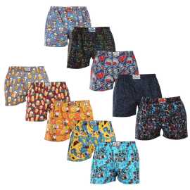 10PACK pánske trenky Styx art klasická guma viacfarebné (10A137684013456) L, trenírky.
Doprajte si štýl a pohodlie s pánskymi šortkami Styx v pestrých farbách a originálnom dizajne.
Mäkký materiál pre celodenné pohodlie
Šortky Styx sú vyrobené zo 100 % bavlny, ktorá ponúka mäkkosť a priedušnosť aj pri celodennom nosení.
Originálny dizajn a pohodlné nosenie
Šortky Styx vnesú do vášho šatníka hravosť a jedinečný štýl vďaka odvážnym farbám a originálnym potlačiam.
Prečo si zaobstarať šortky Styx?

Vyrobené v Českej republike s dôrazom na kvalitu a precíznosť.


Materiál zo 100 % bavlny pre mäkkosť a pohodlie.


Originálne a zábavné vzory, ktoré vás odlíšia.

Kvalita z Českej republiky, to je spodná bielizeň Styx
Spodná bielizeň Styx sa kompletne vyrába v Českej republike.
Ako sa starať o šortky Styx
Ak chcete zachovať kvalitu a pohodlie svojich šortiek, postupujte podľa týchto pokynov:

Pranie: Perte pri maximálnej teplote 30 °C, aby ste zachovali intenzívne farby a mäkkosť bavlny.


Sušenie: Neodporúčame sušenie v bubnovej sušičke, radšej ich nechajte voľne uschnúť na vzduchu.


Žehlenie: Šortky môžete žehliť pri nízkej teplote, aby mali hladký vzhľad.

Tip: Staňte sa expertom na údržbu spodnej bielizne vďaka tipom v našom článku a doprajte svojim obľúbeným kúskom starostlivosť, akú si zaslúžia.