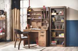 Študijný kút jack - dub lancelot.

 

Každé dieťa potrebuje miesto výhradne na učenie a rozvíjanie schopností.

 

Nestačia vám úložné a odkladacie priestory samotného písacieho stola?


 
Nenechávajte knihy literárnych velikánov váľať sa všade možne a venujte im jedinečný priestor, ktorý si zaslúži.


 

Študijný kút sa skladá z týchto prvkov:


	Detský písací stôl s nástavcom Jack - 118x182x61cm (š, v, h)
	Detská knižnica Jack - 71x183x33cm (š, v, h)


 

Všetky produkty z kolekcie Jack nájdete nižšie v súvisiacich produktoch.