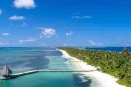 Maldivy  Canareef Resort Maldives (Herathera) 8 dňový pobyt Polpenzia Letecky Letisko: Praha April 2026 ( 3/04/26-10/04/26)