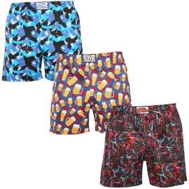 3PACK pánske trenky na spanie Styx viacfarebné (3DTP18458) XXL, trenírky.
Doprajte si pocit skutočného pohodlia s pánskymi trenkami na spaní od značky Styx – českého výrobcu, ktorý dbá na kvalitu a pohodlie už viac ako 30 rokov.
Ľahkosť a elegancia v každom dotyku
Boxerky Styx sú vyrobené z prvotriedneho bavlneného saténu, ktorý je na dotyk neuveriteľne jemný a pritom pevný.
Klasický dizajn a pohodlný strih
Jednoduchý, nadčasový strih boxeriek dopĺňajú originálne a farebné motívy, ktoré vám zaručene zdvihnú náladu.
Prečo si ich zamilujete?

Prémiový materiál: Bavlnený satén je jemný a priedušný.
Maximálne pohodlie: Klasický strih s pohodlným pásom pre maximálne pohodlie.
Vyrobené kompletne v Českej republike: S dôrazom na kvalitu a poctivé remeslo.

Spodná bielizeň Styx patrí medzi najobľúbenejšie
Česká značka Styx je medzi zákazníkmi známy predovšetkým pre svoje boxerky s originálnymi vzormi v výrazných farbách.
Ako sa starať o boxerky Styx
Aby vám vaše obľúbené spodné prádlo vydržalo čo najdlhšie, odporúčame dodržiavať nasledujúce pokyny na údržbu.

Pranie: Boxerky odporúčame prať na 30 °C.
Sušenie: Tieto boxerky nepatria do sušičky – vysoké teploty môžu poškodiť jemné vlákna saténu.
Žehlenie: Áno, boxerky je možné žehliť.

Tip: Staň sa odborníkom na údržbu spodnej bielizne vďaka radám v našom článku a dopraj svojim obľúbeným kúskom starostlivosť, ktorú si zaslúžia.